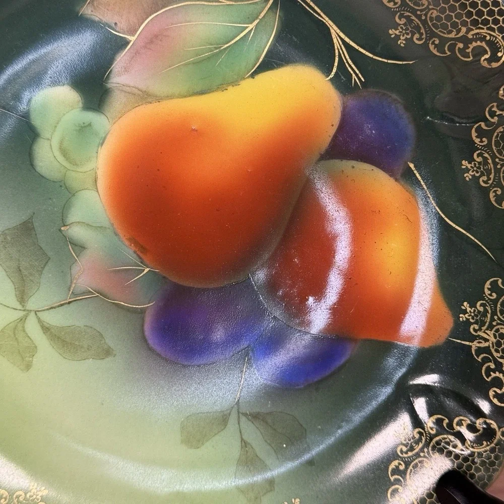 Unmarked vintage fruits
